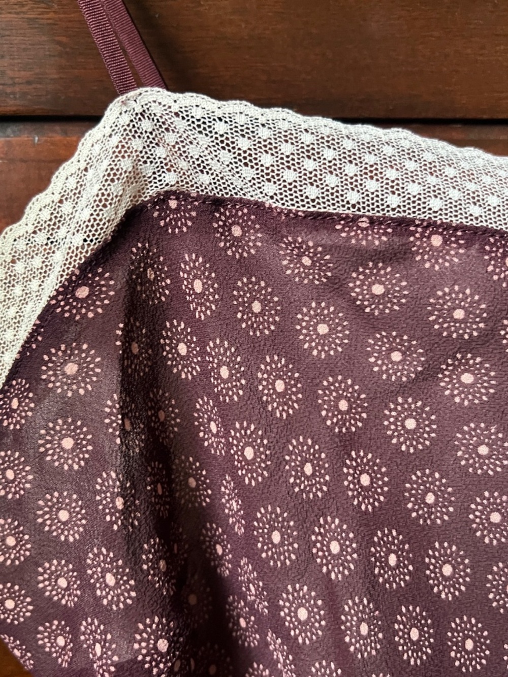 Gap vintage silk cami tank - Picture 4 of 10